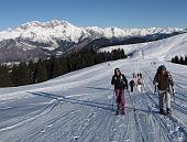 Salita invernale al Rifugio Magnolini, Monte Alto e Monte Pora nella splendida domenica del 20 dicembre 2009 - FOTOGALLERY